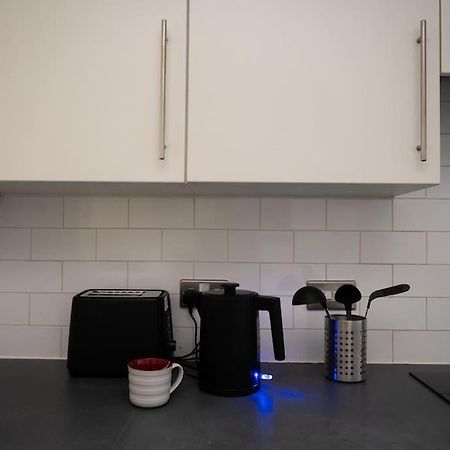 2 Bed Apt In Leeds City Centre Экстерьер фото